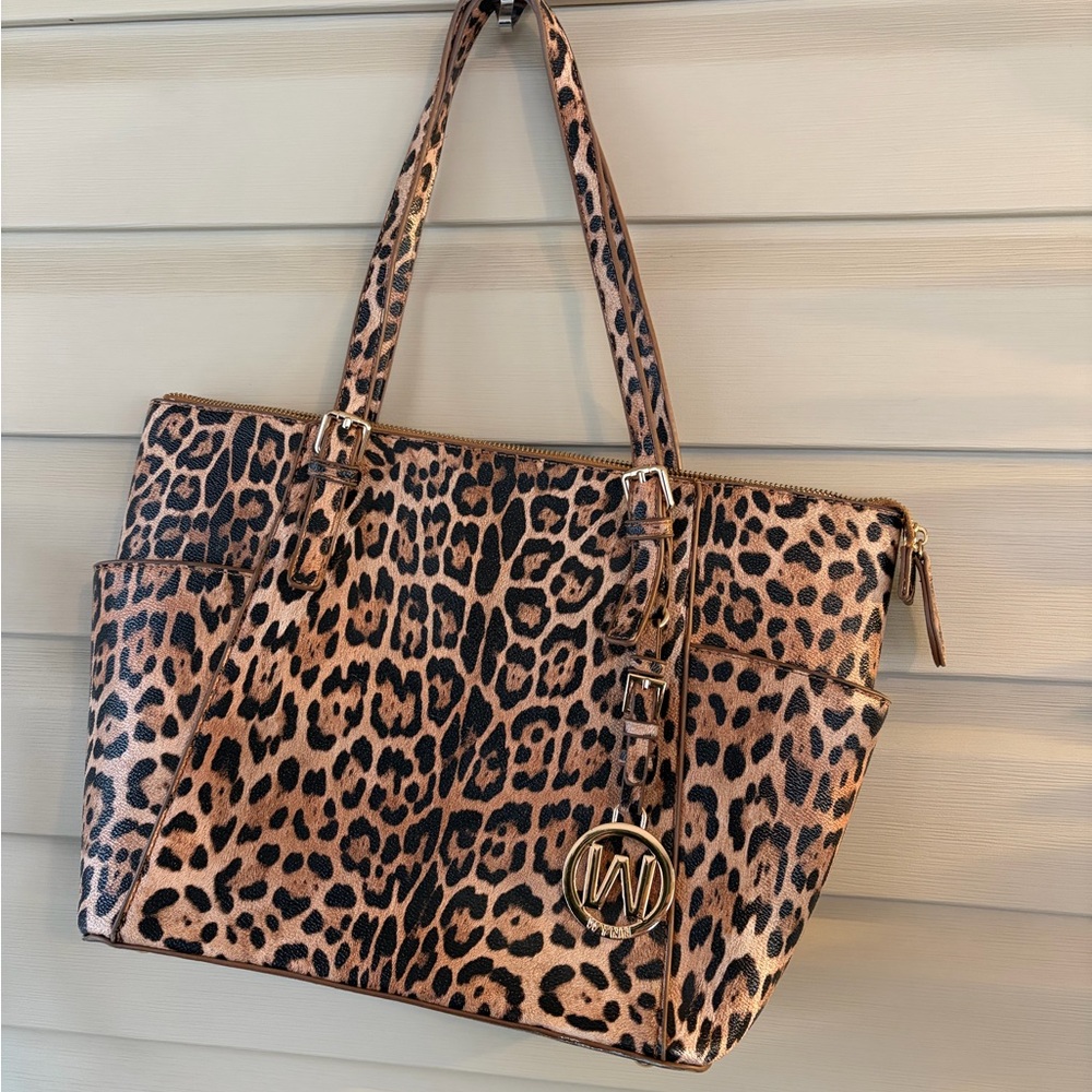 Wynn Leopard Print Bag